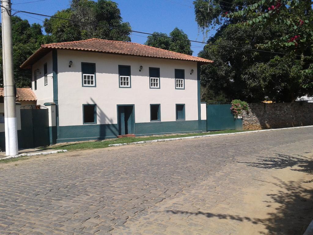 Casarao E Mangueiras Rio Preto (Minas Gerais)