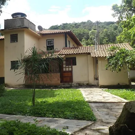 Casarao E Chales Das Mangueiras Rio Preto  Exterior photo