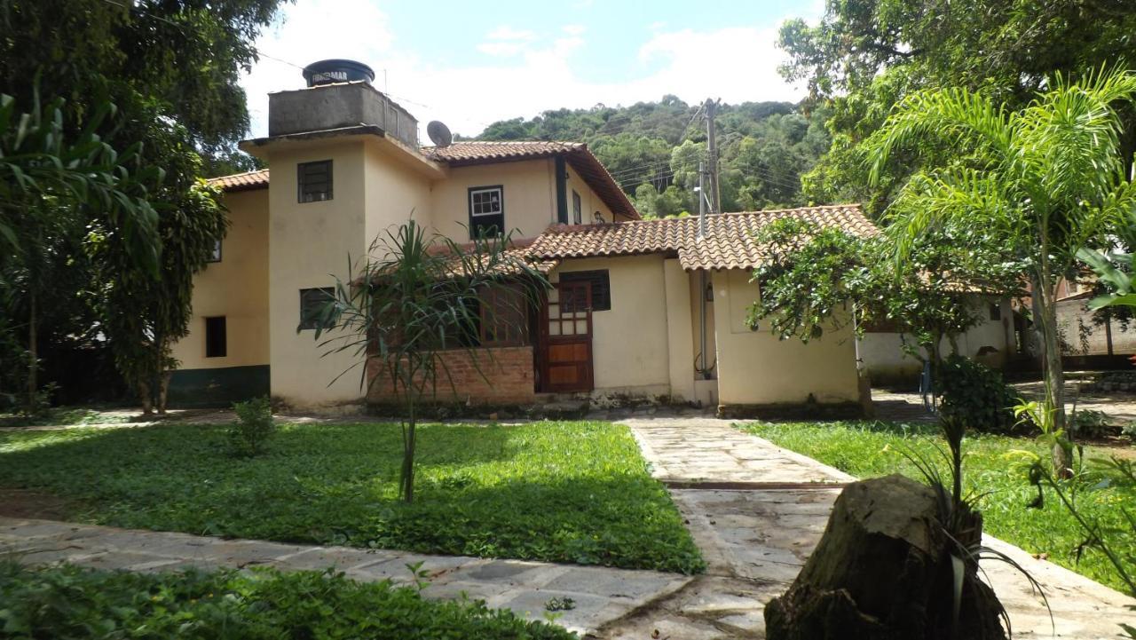 Casarao E Mangueiras Chalet